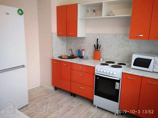 Предлагается 1-комнатная квартира в Яхроме, ул. Конярова, д. 7. Центр города. 1/10 монолитно-кирпичного дома 2013 года постройки. Общая площадь 41 кв.м., жилая 25 кв.м. , кухня 10 кВ. м